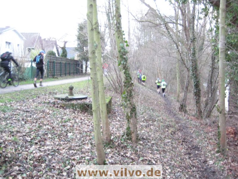 12NEU075.jpg