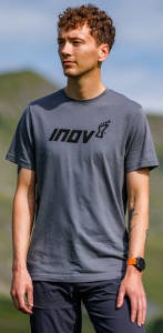 i8_tshirt_inov8-grau.jpg